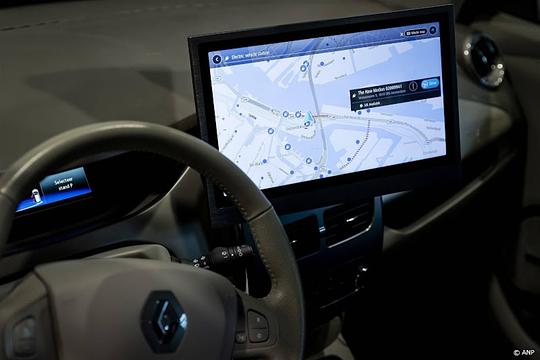 TomTom boekt winst na miljoenenverlies door kostenbesparingen