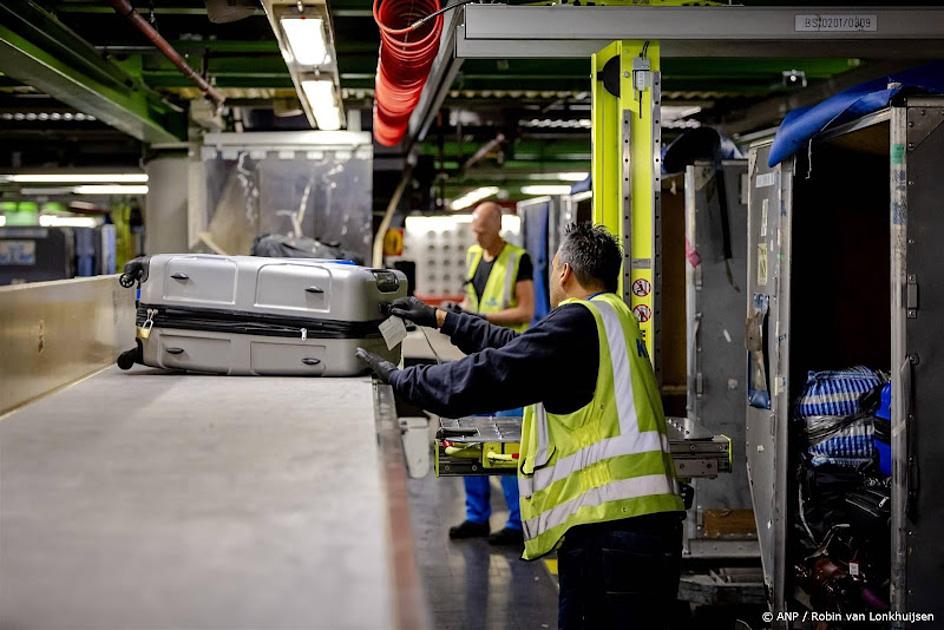 Schiphol loopt achter met plaatsen beloofde tilhulpen