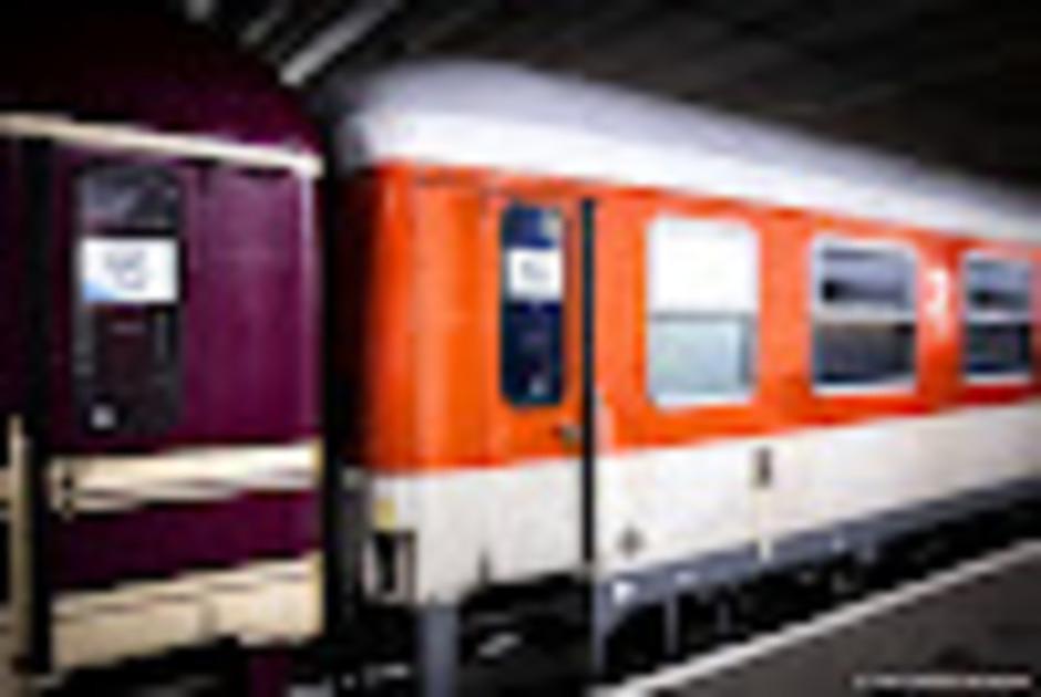 Trein richting Amsterdam strandt wegens brand in Tiroler tunnel Oostenrijk
