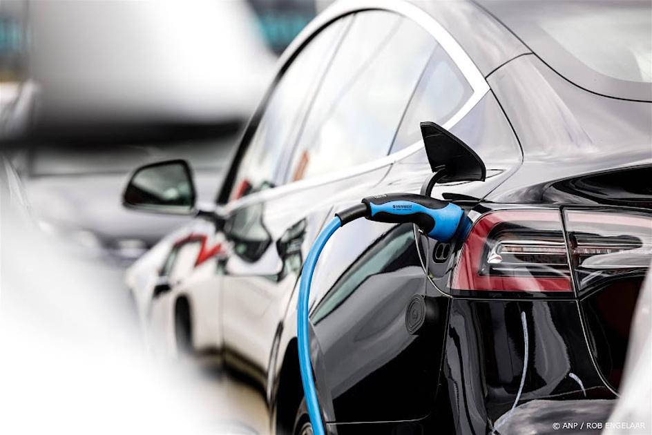 ElaadNL: na 2030 steeds meer elektrische auto's