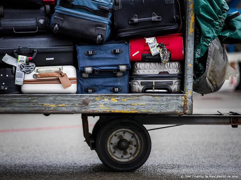 Zes bagageafhandelaren Schiphol dreigen boete te krijgen van Arbeidsinspectie