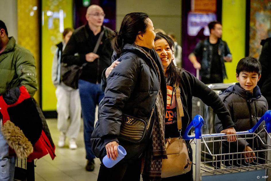 Reizigers uit China moeten vanaf vandaag negatieve coronatest overhandigen