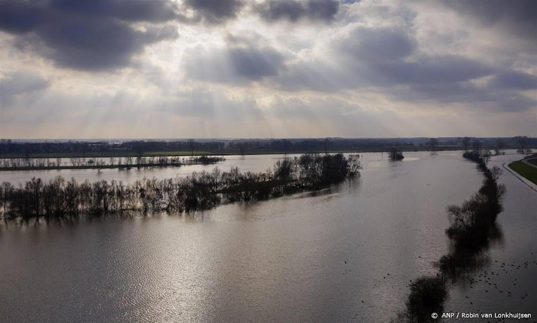 Waterschap Rivierenland laat peil in veel wateren zakken