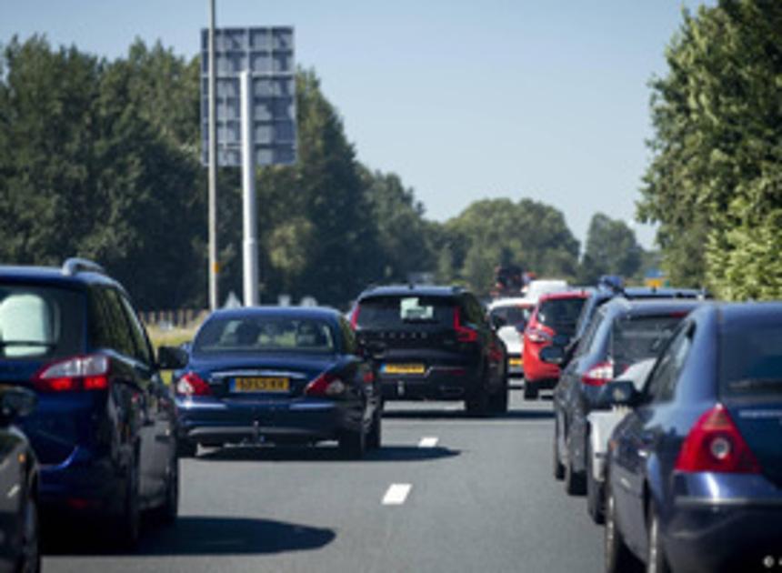 Files op de snelwegen nemen langzaam af