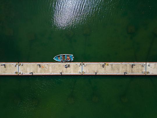 Nieuwe dienstenhaven in Terneuzen krijgt drijvende steigers en een overnachtingsplek