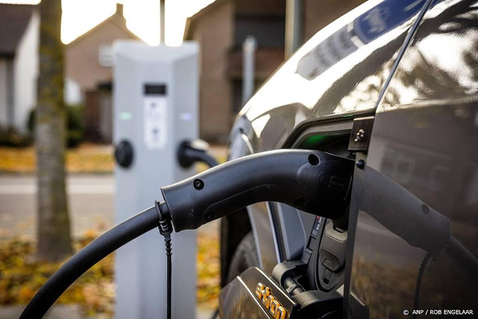 Volkswagen ziet vraag elektrische auto's in Europa dalen