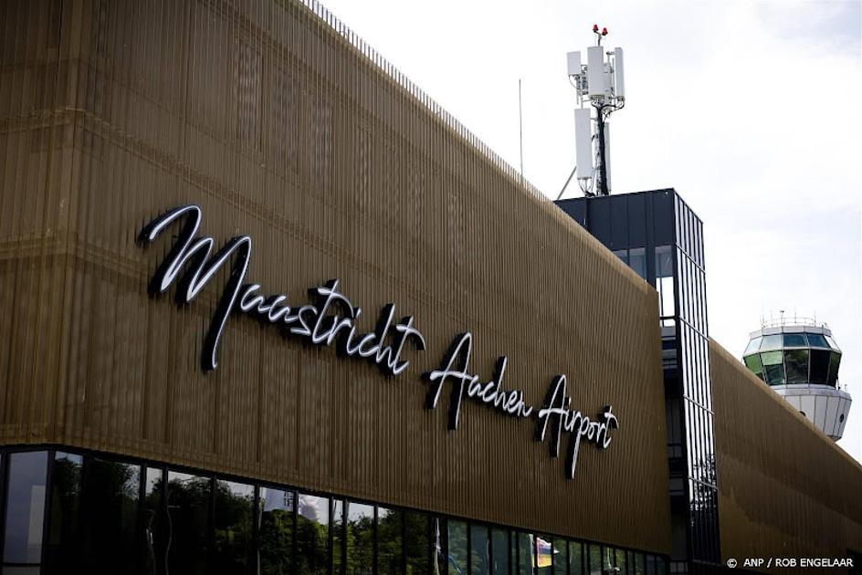 Verkeerslichten bij vliegveld Maastricht beschermen fietsers