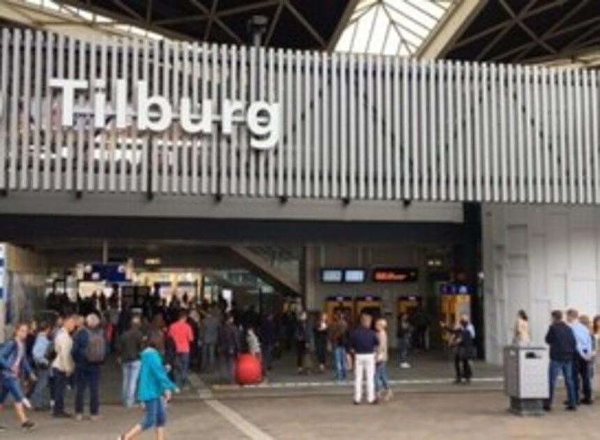 Zorgen over verdwijnen fysiek servicepunt treinstation Tilburg