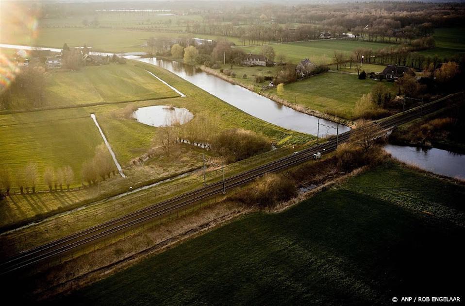 Op 40 locaties dassen bij en onder spoor, worden volgens ProRail waarschijnlijk meer