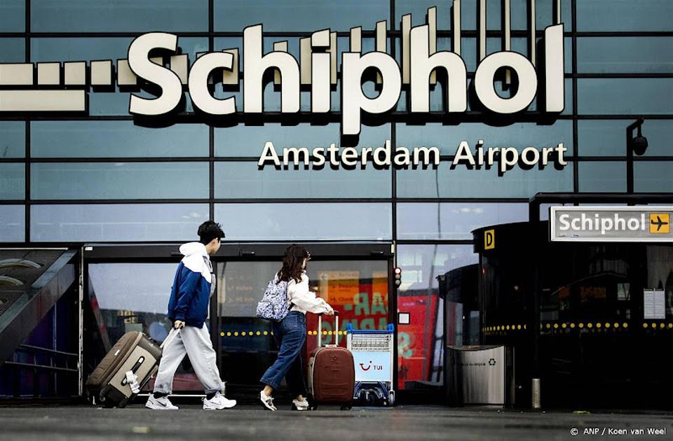 Schiphol in eerste halfjaar gebleven binnen normen voor geluid en uitstoot