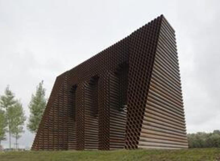 Beeld: Gijs van Vaerenbergh - Monument voor de waterlinie (2021), fotograaf: Johnny Umans