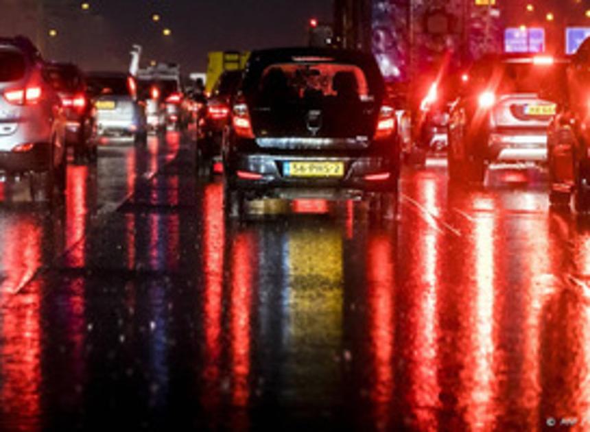 Drukste ochtendspits van het jaar: regen en ongelukken