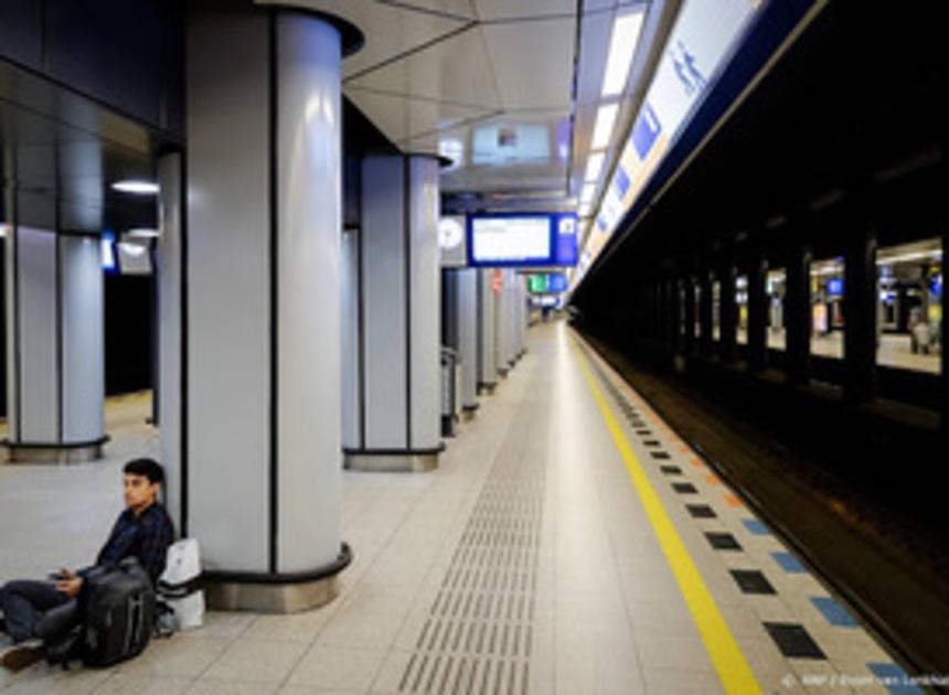 Geen treinen op hogesnelheidslijn tussen Schiphol en Rotterdam door storing 