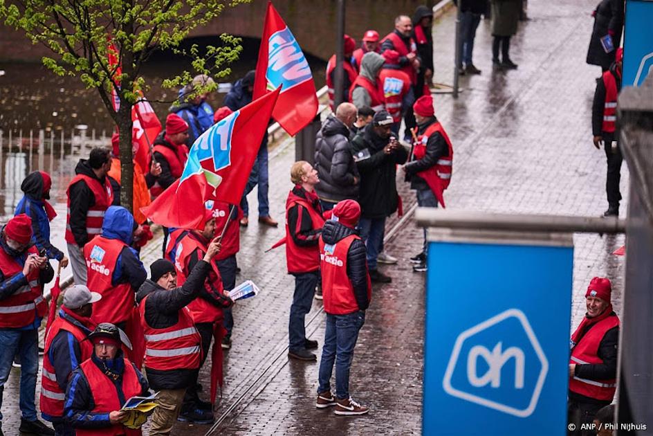 Albert Heijn ontkent intimidatie en het dreigen met ontslag van stakende medewerkers 