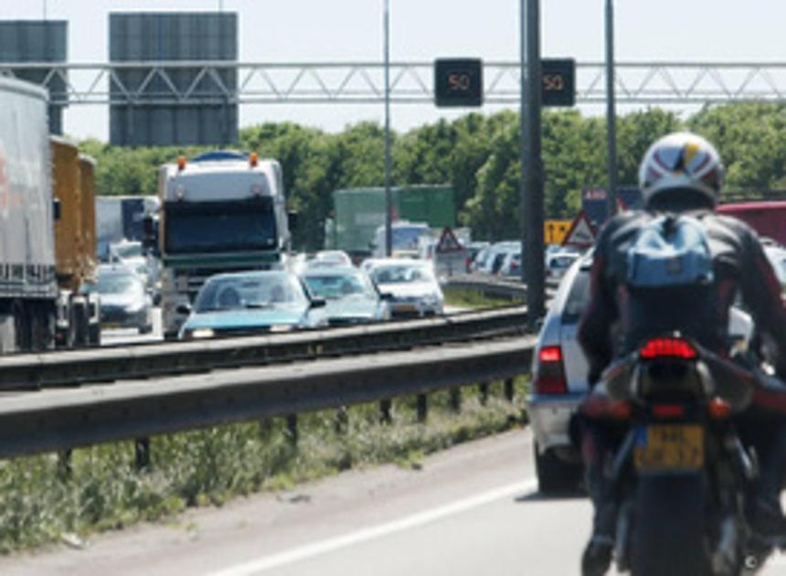 Motorrijdersactiegroep: Automobilisten moeten beter op motorrijders letten 