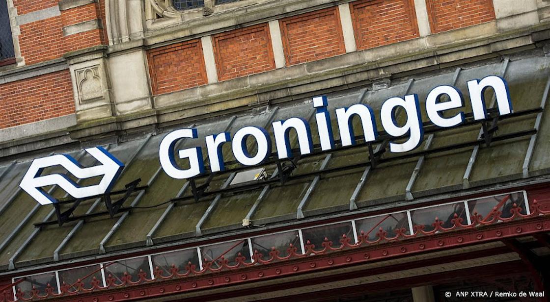 Station Groningen maandagavond ontruimd om persoon in torenkraan