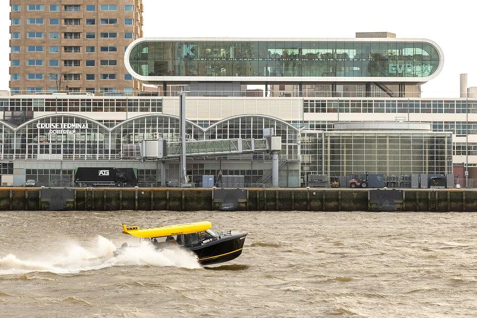 Schippers Watertaxi Rotterdam overtreden dagelijks veiligheidsinstructies