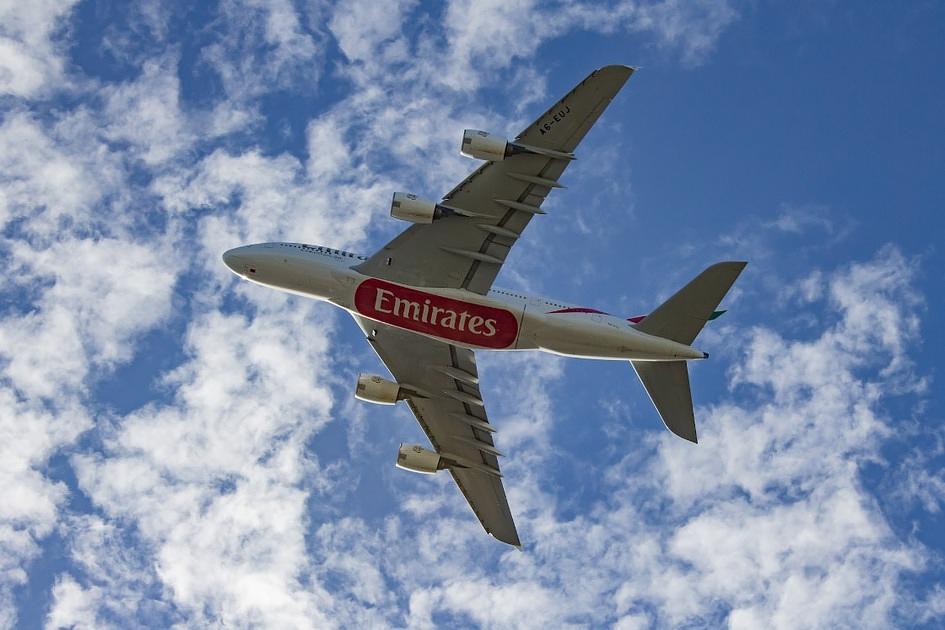 Emirates voltooit grondtesten met 100% duurzame vliegtuigbrandstof