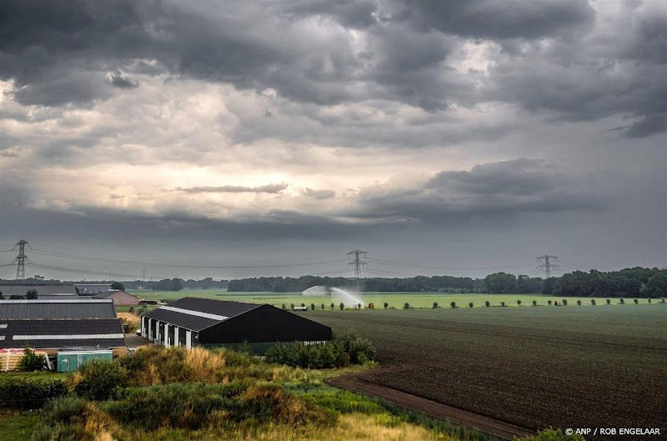 KNMI waarschuwt voor stevige onweersbuien in noorden en oosten