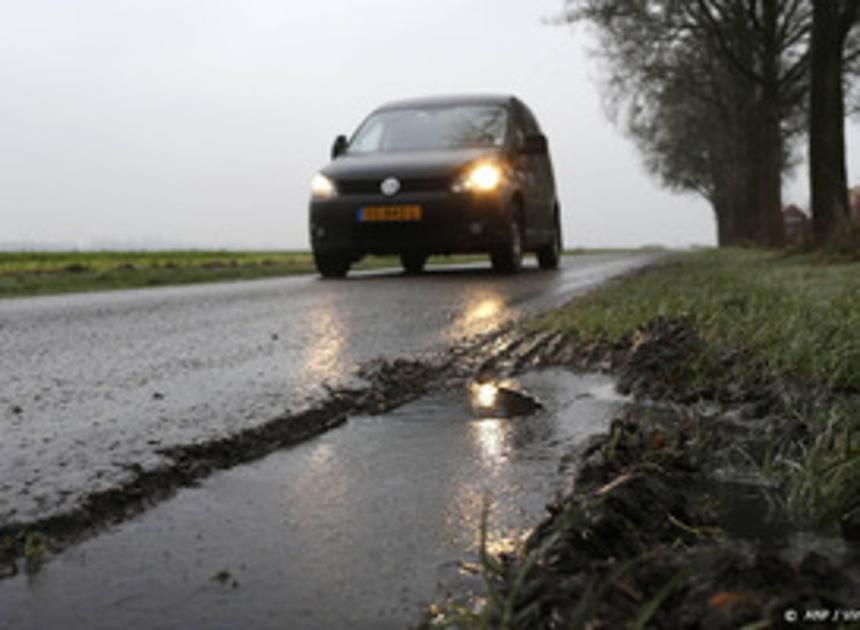 KNMI waarschuwt voor gladheid en dichte mist in noorden en westen