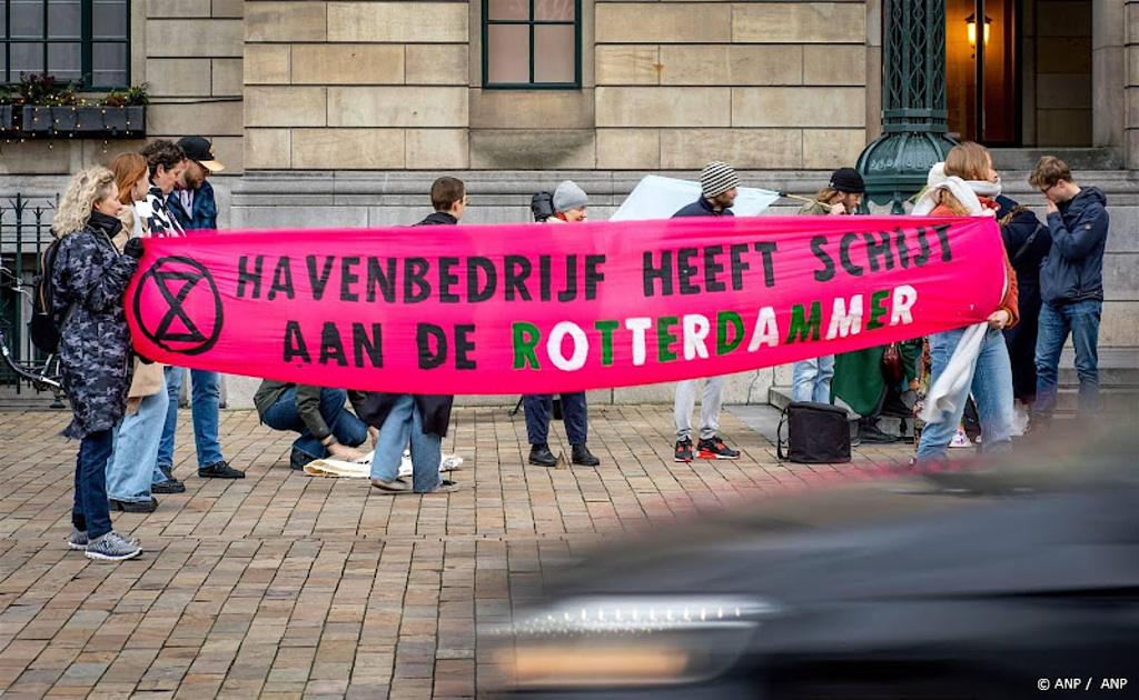 Extinction Rebellion wil dat Rotterdam haven sneller gaat verduurzamen