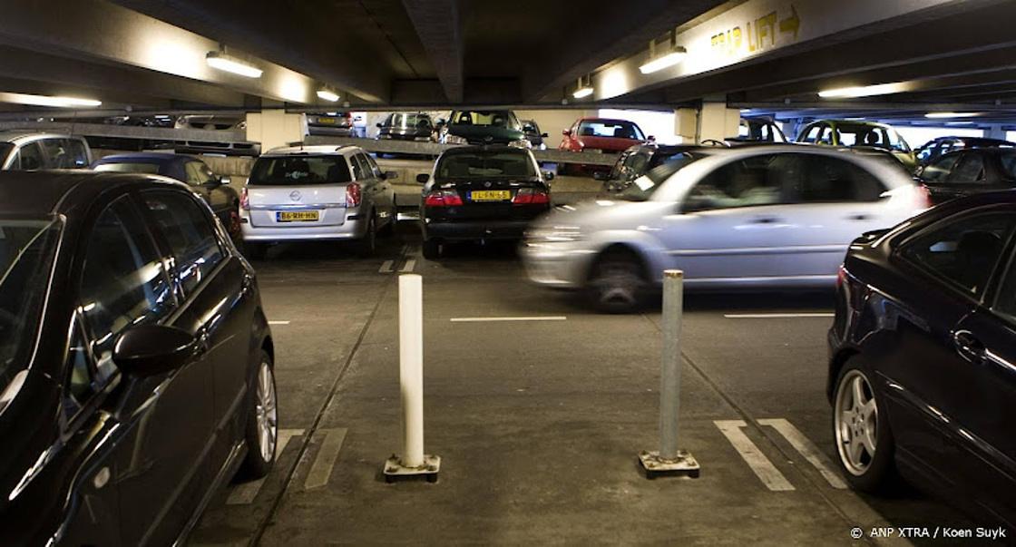 Daltarieven voor parkeren aan rand van Amsterdam met 5 euro omhoog