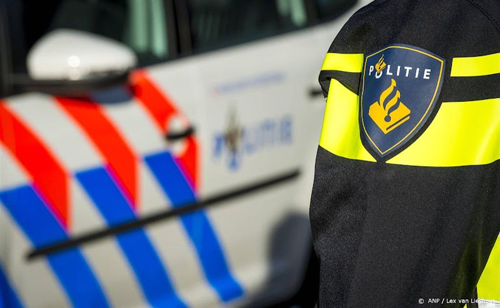 39-jarige automobilist overlijdt na frontale aanrijding met vrachtwagen