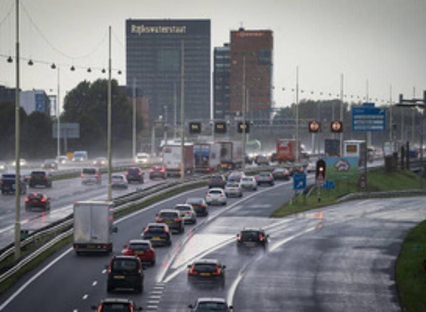 Automobilisten staan langer in de file sinds einde thuiswerkadvies