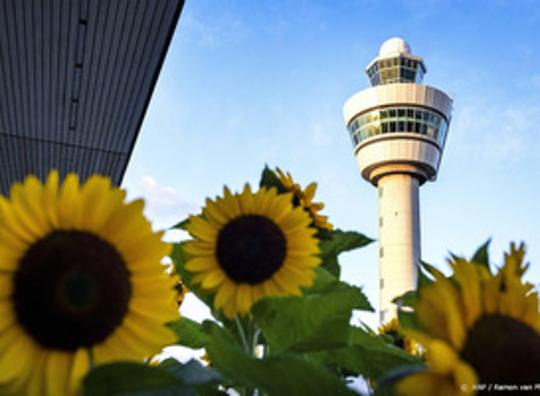 Schiphol opereerde in maart nog altijd niet op pre-coronaniveau 