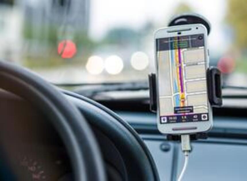 Navigatiesysteem of de auto zelf helpt bestuurders nog veiliger op weg 