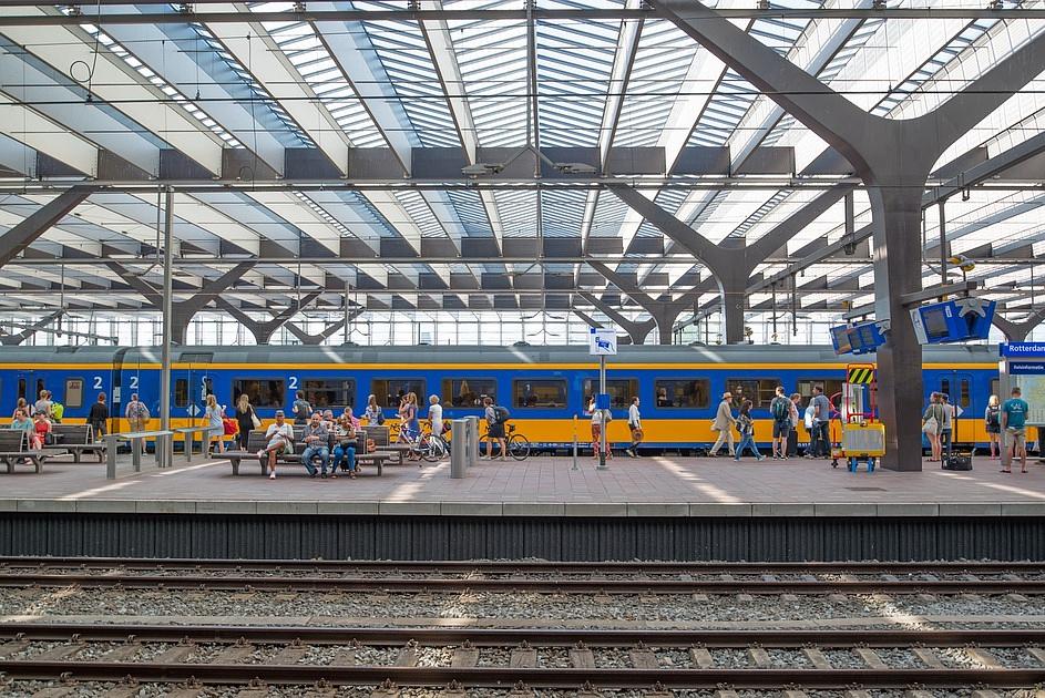 Feestelijke activiteiten op jarig station Rotterdam Centraal