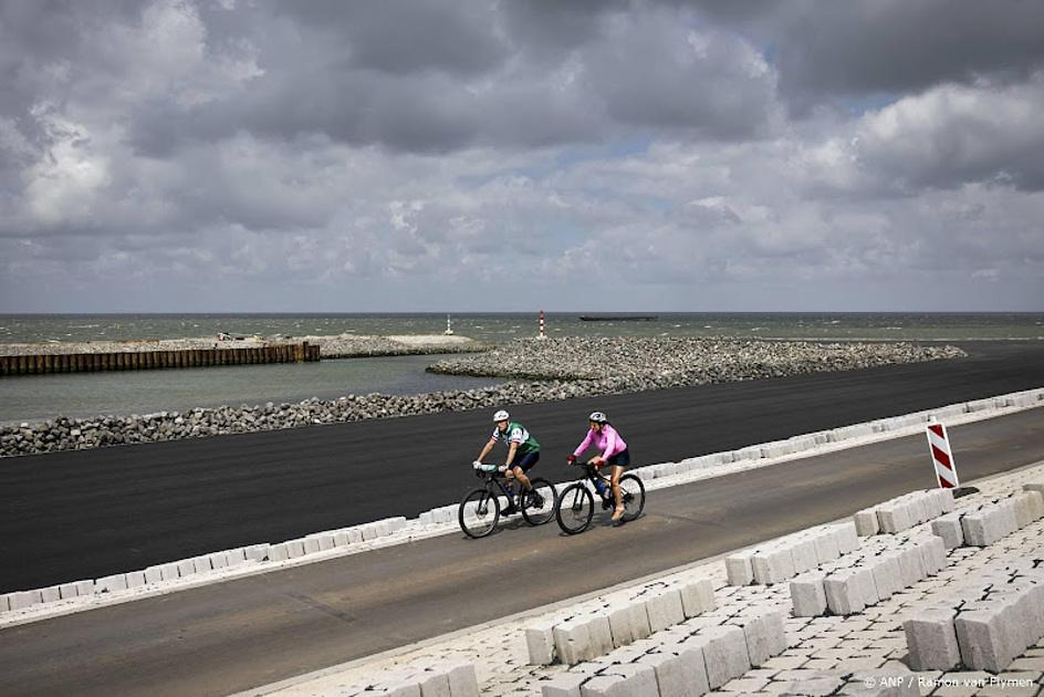 Defensie test artillerieraketten vanaf Afsluitdijk