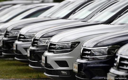 Europese autobranche in maart licht gekrompen