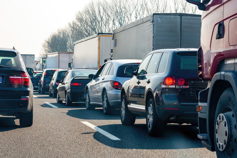 Rijkswaterstaat waarschuwt voor drukke avondspits de vrijdag voor Pinksteren