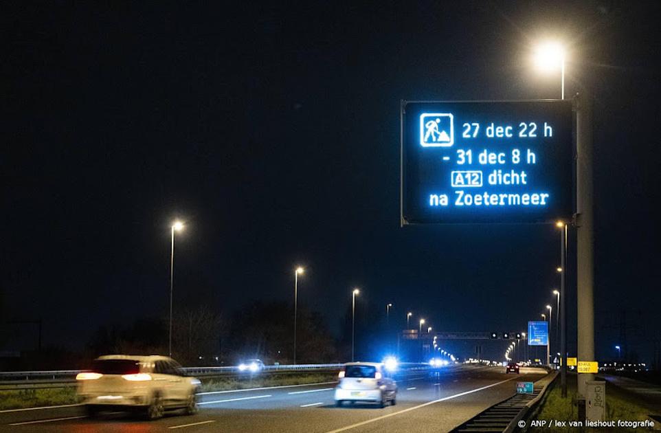 Ontmanteling Nelson Mandelabrug bij A12 Zoetermeer begonnen 