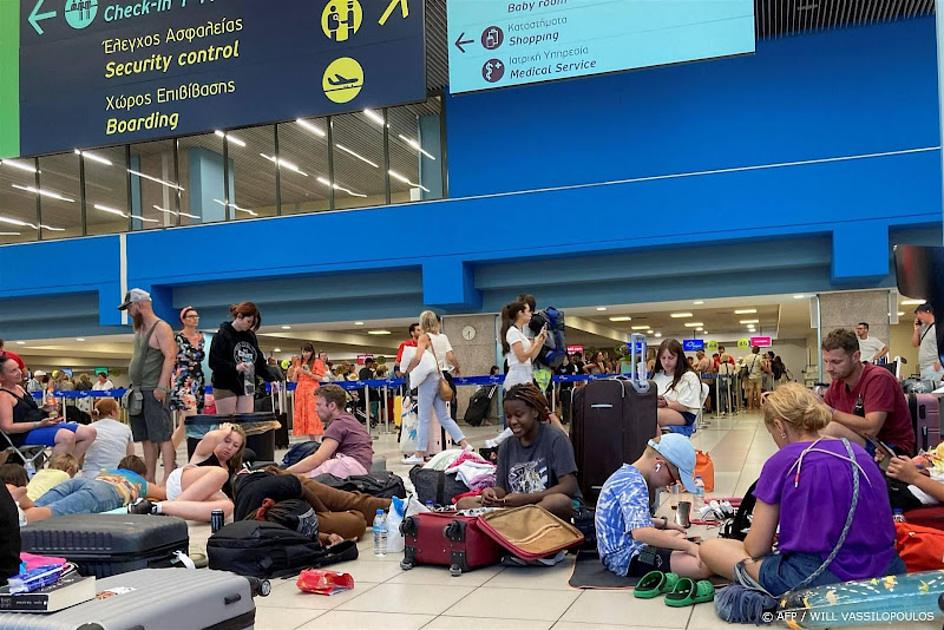Corendon evacueert twintig Nederlandse vakantiegangers op Corfu