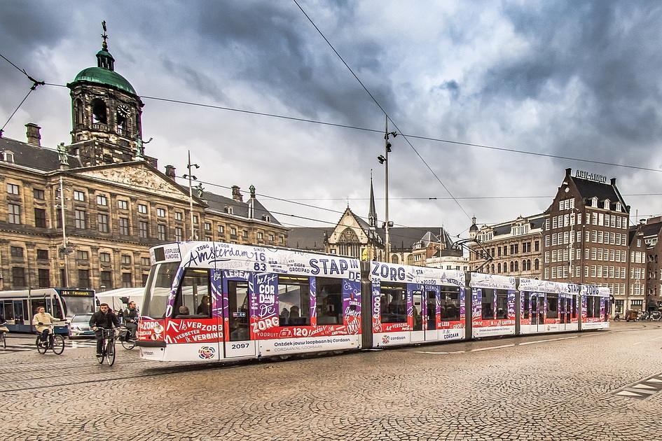 Mogelijk ook in 2024 gratis openbaar vervoer voor kinderen in Amsterdam