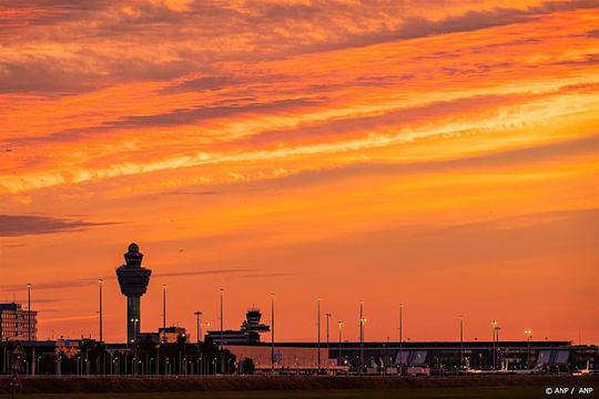 Schiphol moet veel minder uitstoten om klimaatdoel te halen