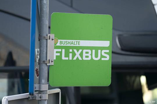 Snelweg A4 richting Amsterdam dicht door ongeval met bussen
