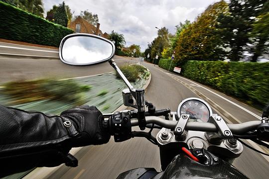 Vernieuwde Tour de TT voor motorrijders en fietsers geopend
