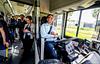 Eerste zelfrijdende bus in Nederland op de openbare weg