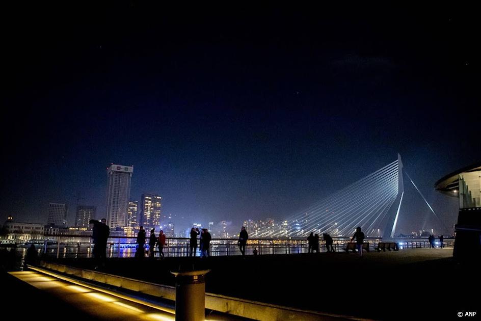 Erasmusbrug wekenlang 's avonds en 's nachts dicht vanwege onderhoud