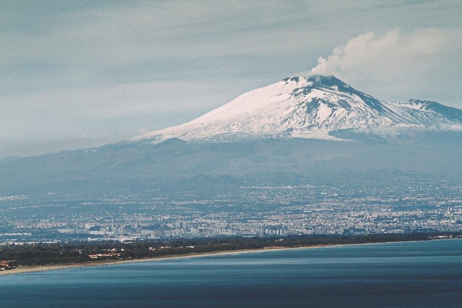 Uitbarsting vulkaan Etna: vluchten van en naar luchthaven Catania onderbroken