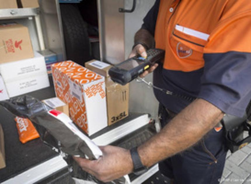 PostNL laat geen briefjes meer achter bij misgelopen pakket