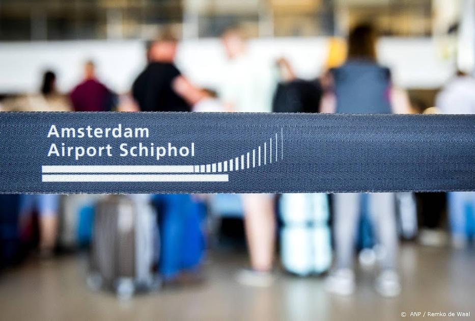 Lonen eigen personeel Schiphol  stijgen volgend jaar met 8 procent