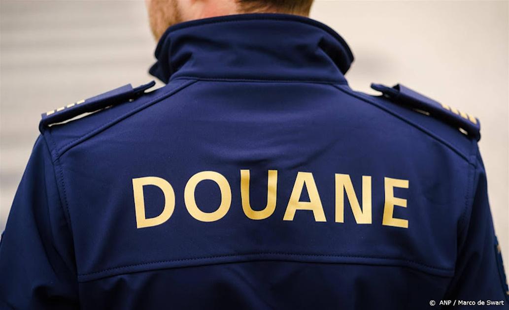 Douane vindt ruim 700 kilo cocaïne in lading bananen in haven Vlissingen