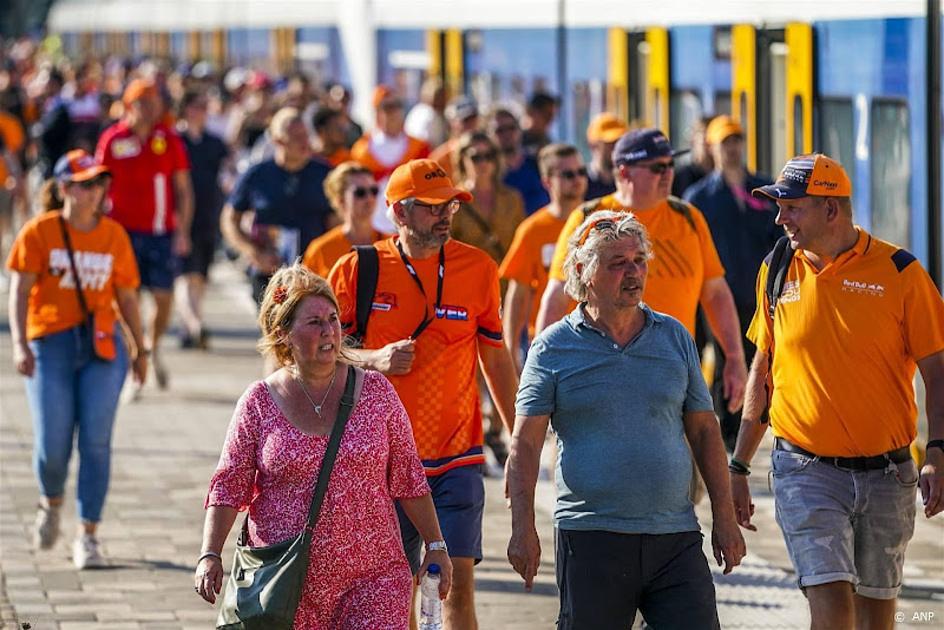 Grand Prix Zandvoort: NS zet weer extra treinen in