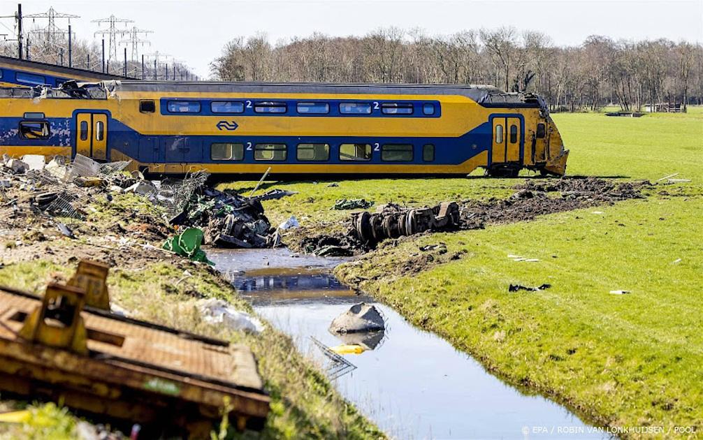 ProRail: bezig met voorbereidend werk herstel spoor en perron