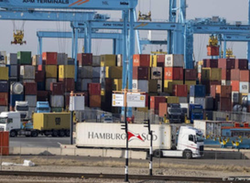 Zorgen in de Rotterdamse haven over personeelstekorten
