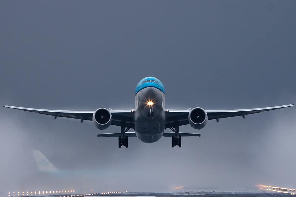 Schiphol-topman Ruud Sondag kan weinig doen om tekort aan afhandelaars op te lossen